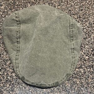 Levi’s Olive Green Flat Cap